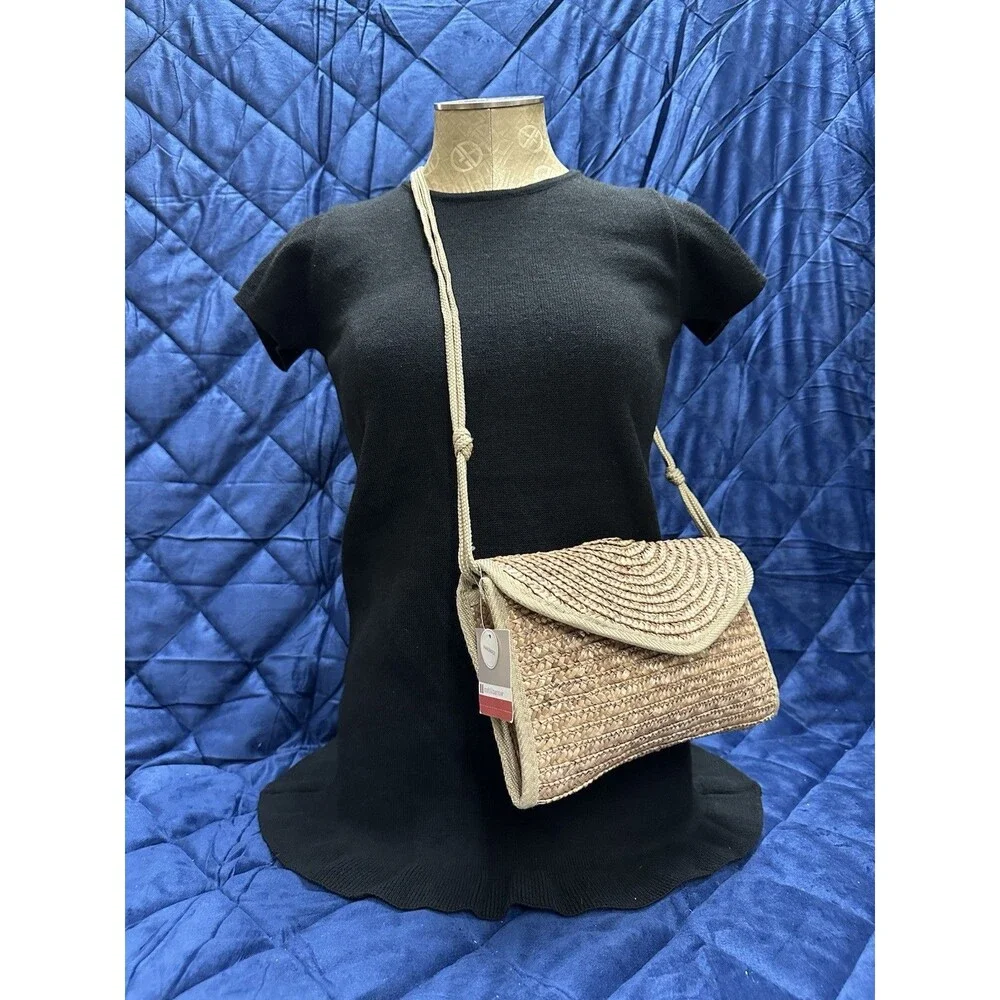 Croft & Barrow for Khol's  women tan shoulder Handmade jute bag new with tags